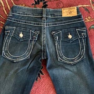 True religious straight leg low rise jeans size 25